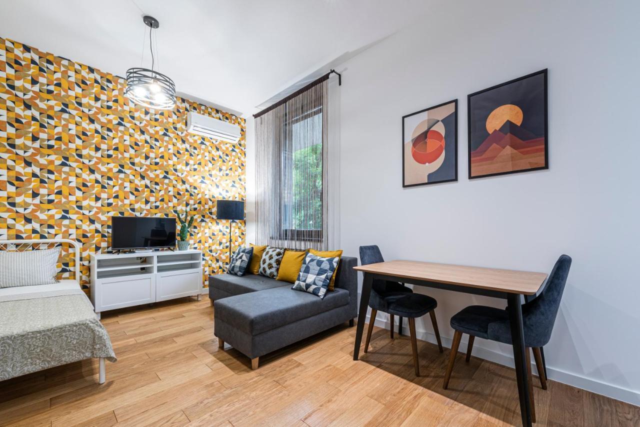 Vertigo Modern Studio-Free Private Parking-Fast Wi-Fi Novi Sad Exterior photo