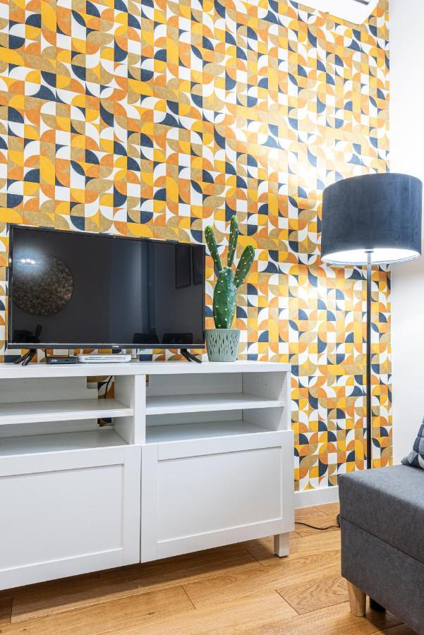 Vertigo Modern Studio-Free Private Parking-Fast Wi-Fi Novi Sad Exterior photo