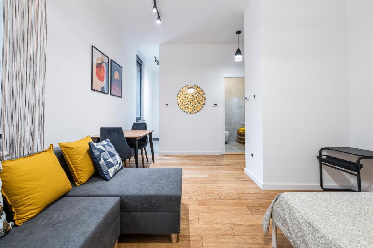 Vertigo Modern Studio-Free Private Parking-Fast Wi-Fi Novi Sad Exterior photo